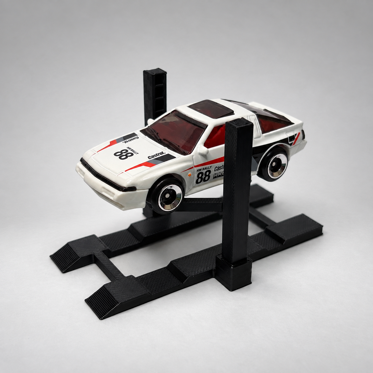 Pit Lift for 1:64 Die Cast